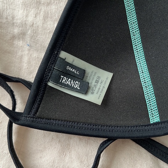 TRIANGL neoprene bikini, size S top, size M bottom - Picture 3 of 7